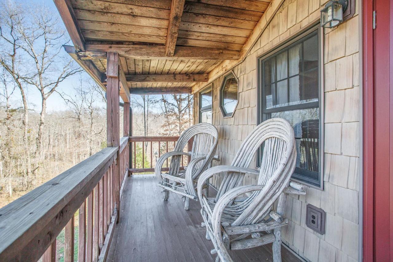 Refuge Ranch Retreat Log Cabin Lake 53+ Acres 洛克斯特格罗夫 外观 照片