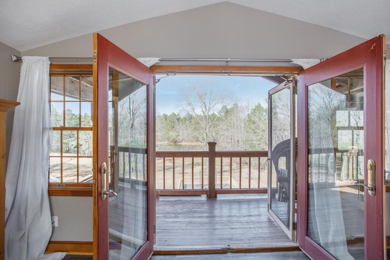 Refuge Ranch Retreat Log Cabin Lake 53+ Acres 洛克斯特格罗夫 外观 照片
