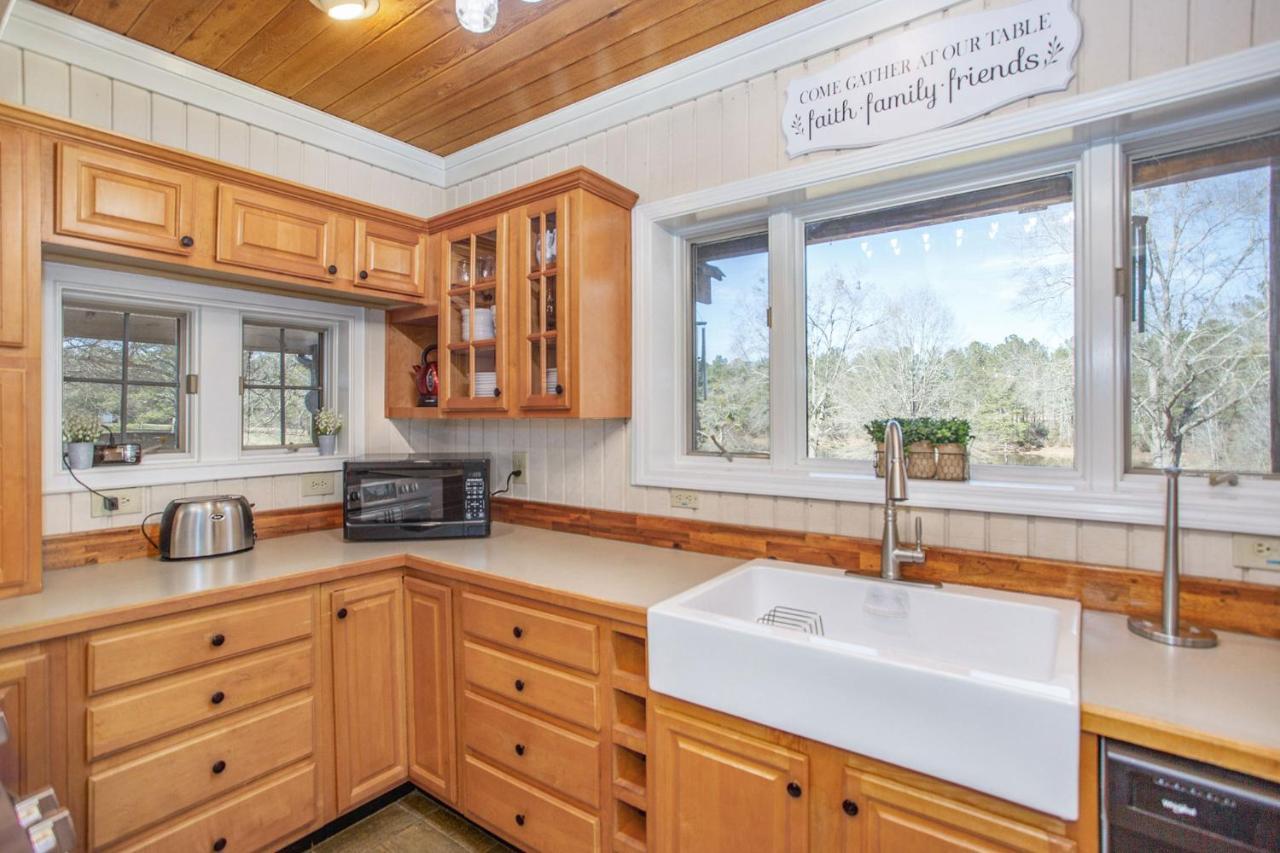 Refuge Ranch Retreat Log Cabin Lake 53+ Acres 洛克斯特格罗夫 外观 照片