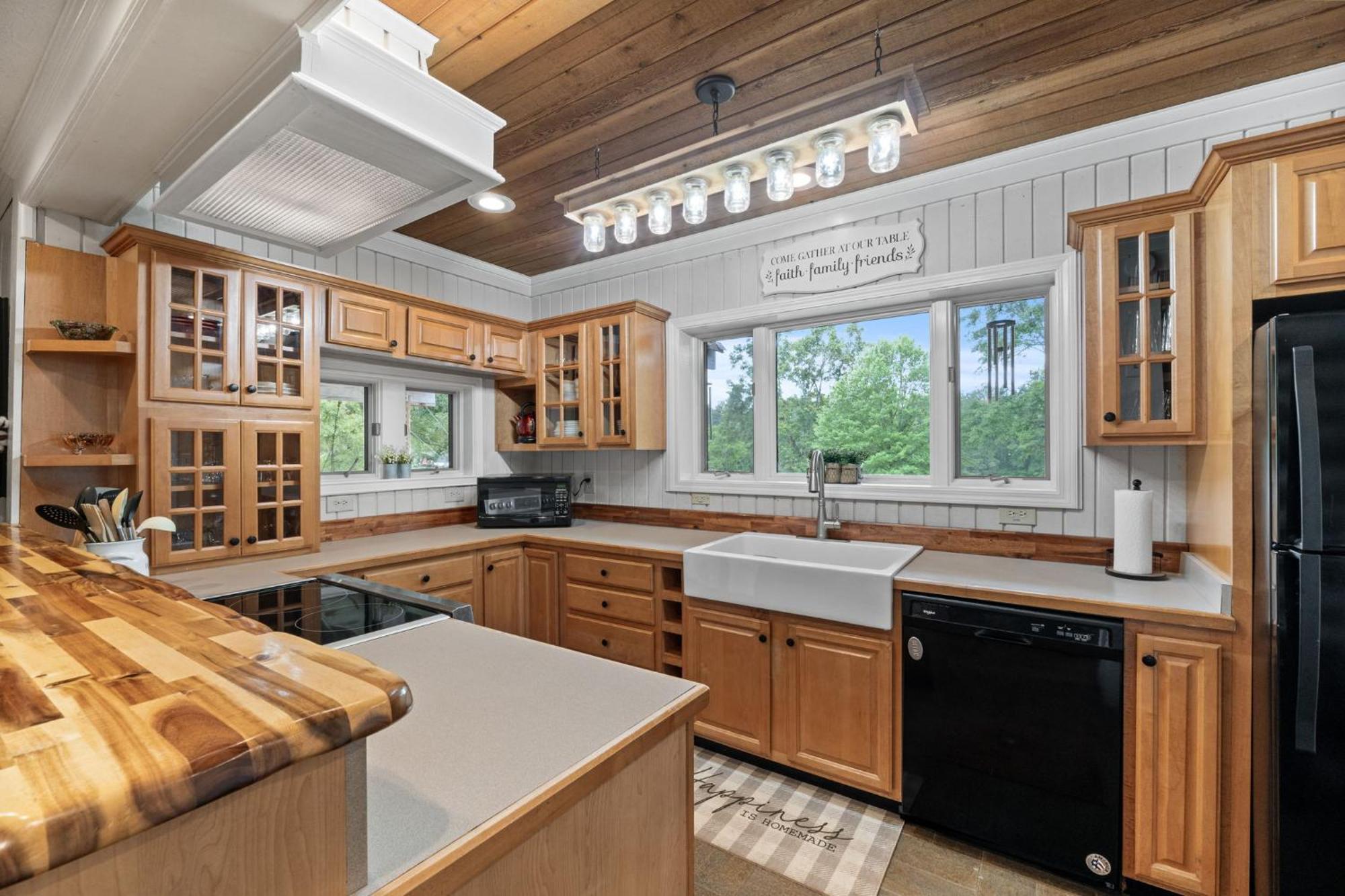 Refuge Ranch Retreat Log Cabin Lake 53+ Acres 洛克斯特格罗夫 外观 照片